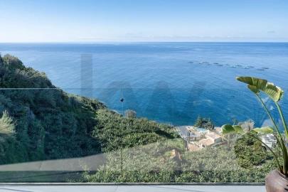 Moradia T3 para Venda em Arco da Calheta