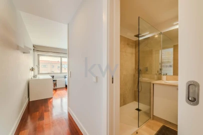 Apartamento T4 para Venda em Aldoar, Foz do Douro e Nevogilde