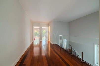 Apartamento T4 para Venda em Aldoar, Foz do Douro e Nevogilde