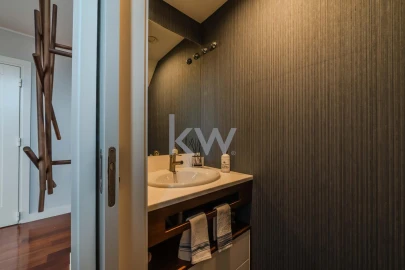 Apartamento T4 para Venda em Aldoar, Foz do Douro e Nevogilde