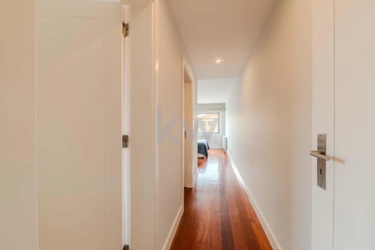 Apartamento T4 para Venda em Aldoar, Foz do Douro e Nevogilde Foto 14