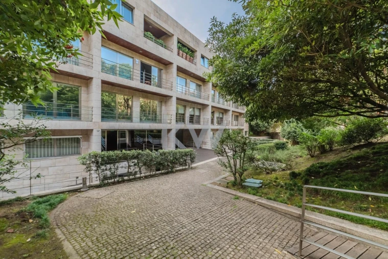Apartamento T4 para Venda em Aldoar, Foz do Douro e Nevogilde Foto 3