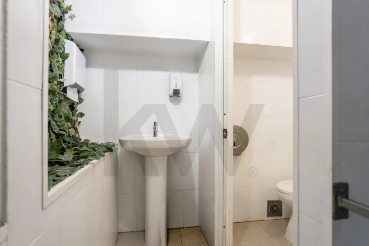 Negócio para Trespasse em Santo António Foto 12