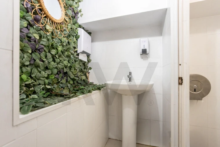 Negócio para Trespasse em Santo António Foto 13