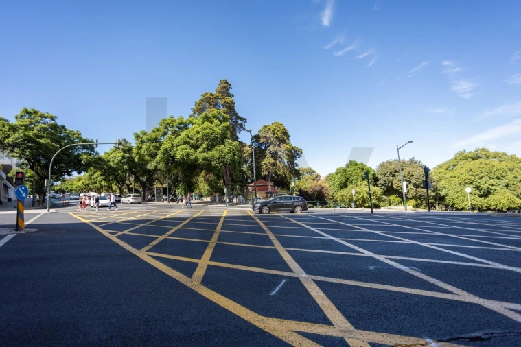Negócio para Trespasse em Santo António Foto 2