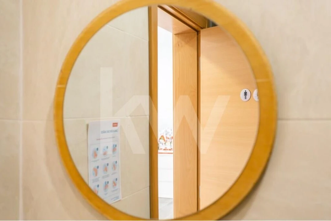 Loja para Trespasse em Charneca de Caparica e Sobreda Foto 29