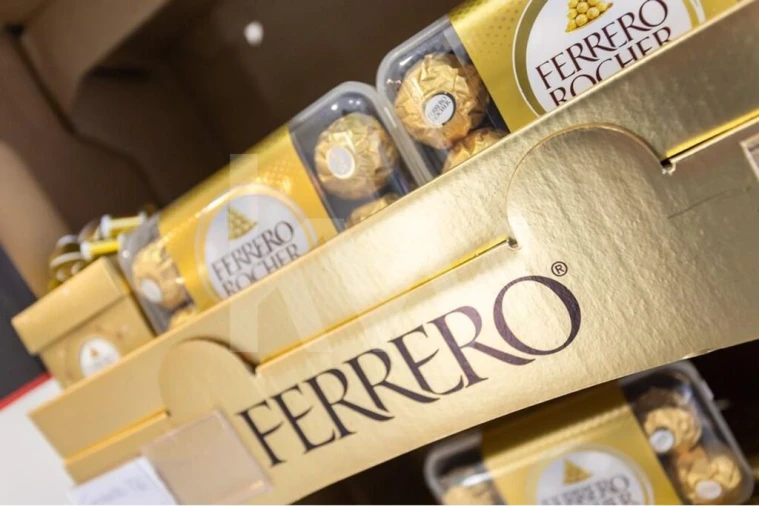 Loja para Trespasse em Charneca de Caparica e Sobreda Foto 20