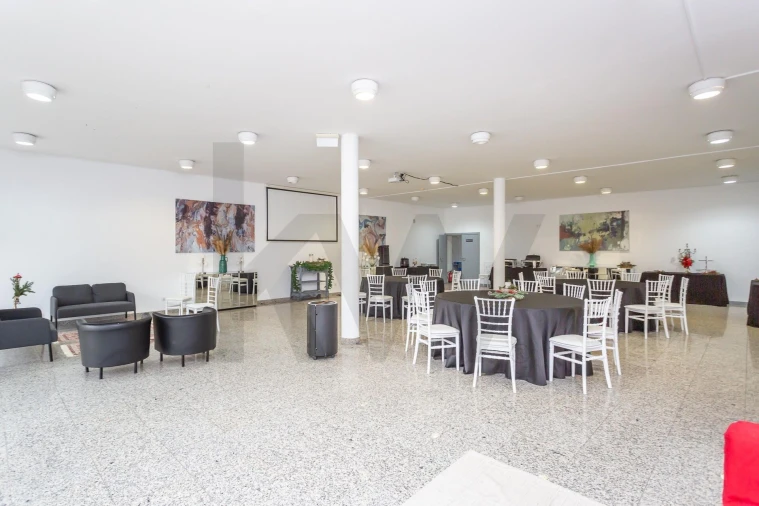 Loja para Venda em Romeira e Várzea Foto 19