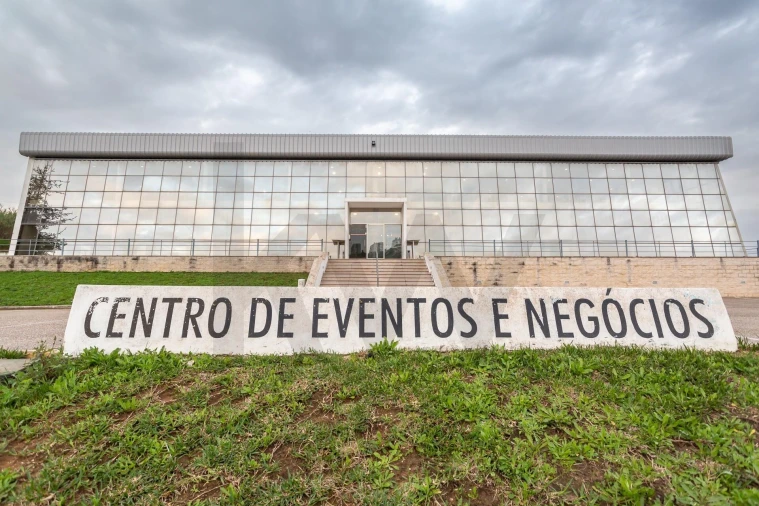 Loja para Venda em Romeira e Várzea