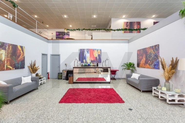 Loja para Venda em Romeira e Várzea Foto 7