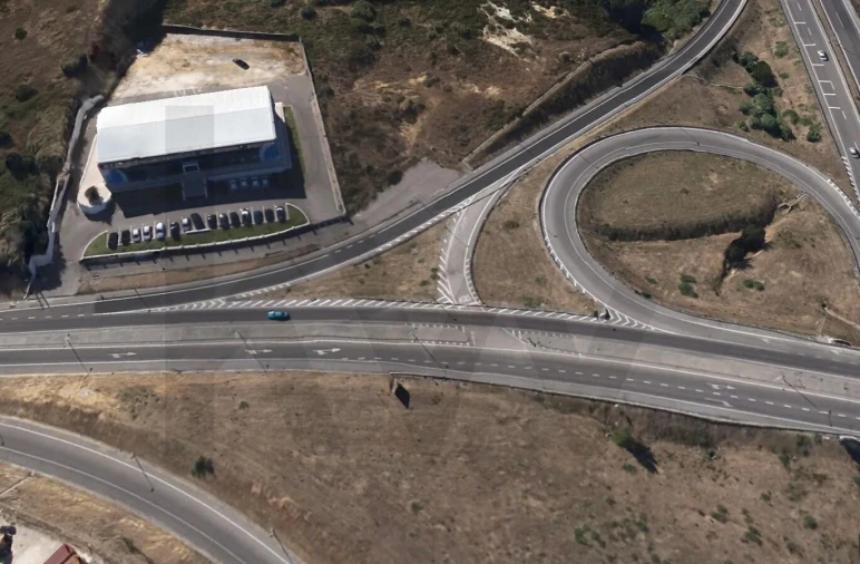 Loja para Venda em Romeira e Várzea Foto 32