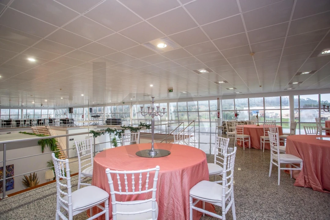 Loja para Venda em Romeira e Várzea Foto 25