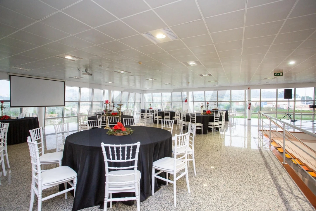 Loja para Venda em Romeira e Várzea Foto 14