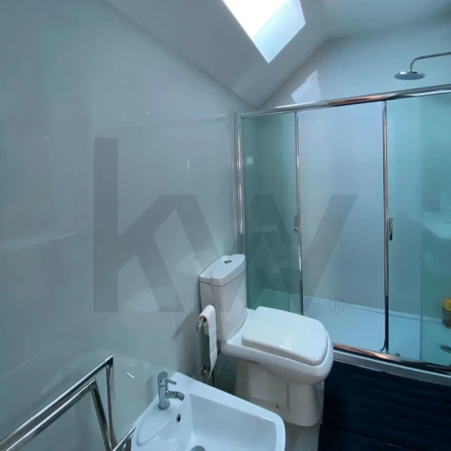 Moradia T3 para Venda em Arvore Foto 12