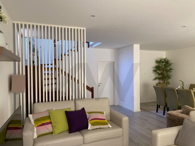 Moradia T3 para Venda em Arvore Foto 22