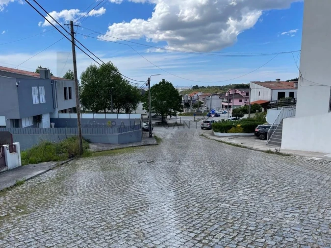 Terreno para Venda em Baguim do Monte (Rio Tinto) Foto 8