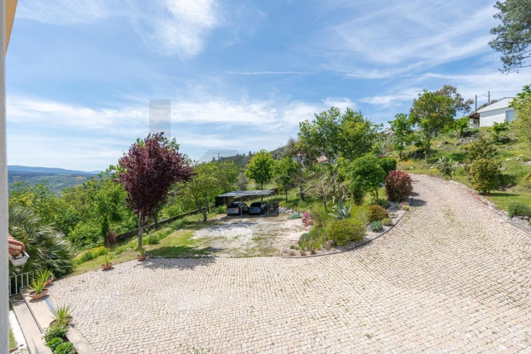 Moradia T3 para Venda em Santa Ovaia e Vila Pouca da Beira Foto 31