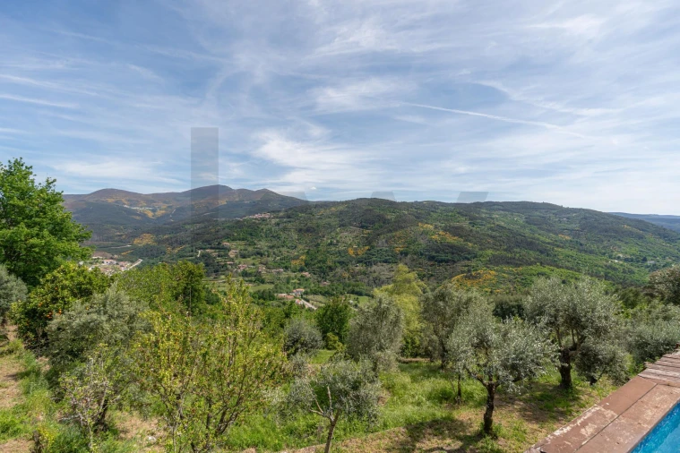 Moradia T3 para Venda em Santa Ovaia e Vila Pouca da Beira Foto 29