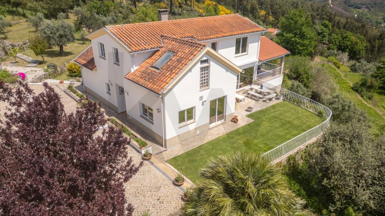 Moradia T3 para Venda em Santa Ovaia e Vila Pouca da Beira Foto 33