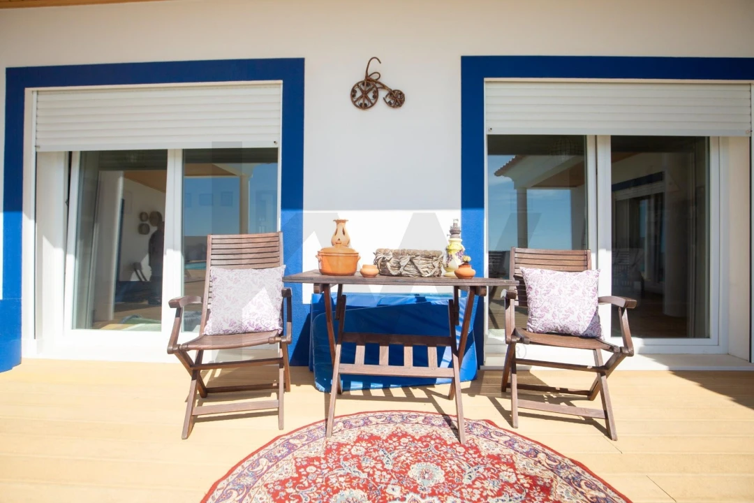 Moradia T4 para Venda em Encarnação Foto 42