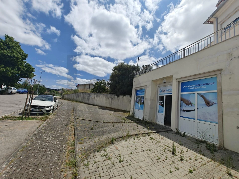 Loja para Trespasse em Eiras e São Paulo de Frades Foto 16