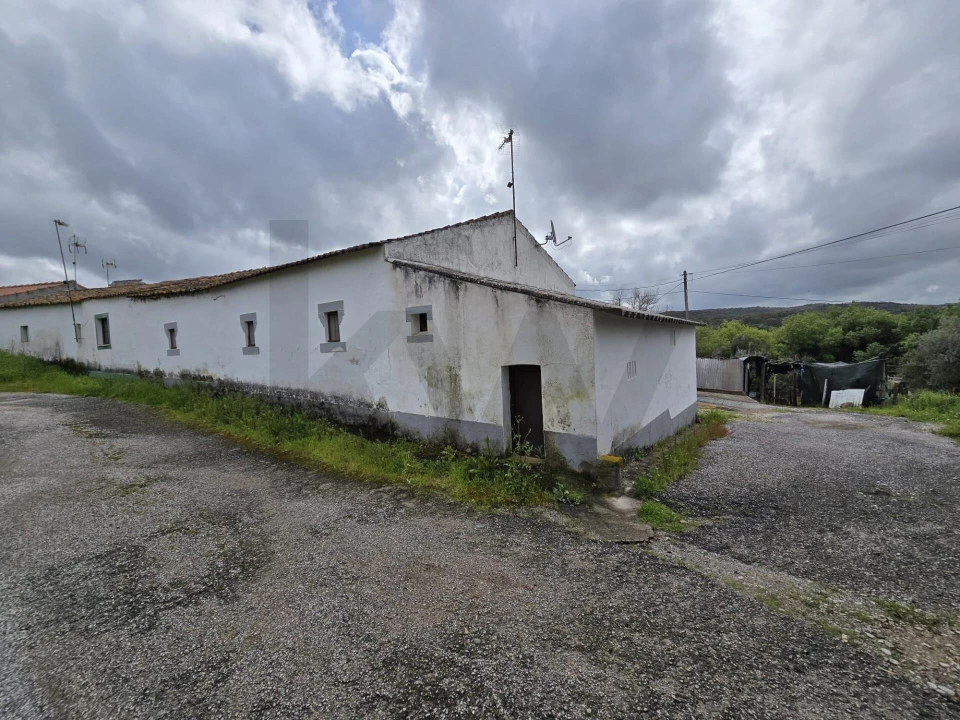 Quinta T2 para Venda em São Manços e São Vicente do Pigeiro Foto 2