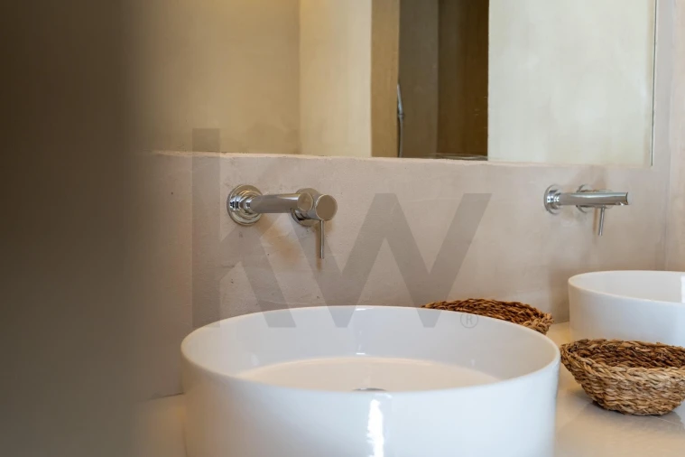 Moradia T4 para Venda em Guia Foto 37