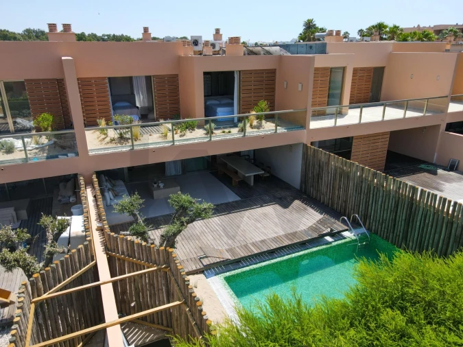 Moradia T4 para Venda em Guia Foto 45