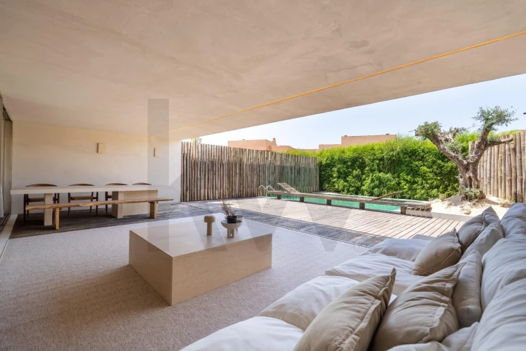 Moradia T4 para Venda em Guia Foto 3