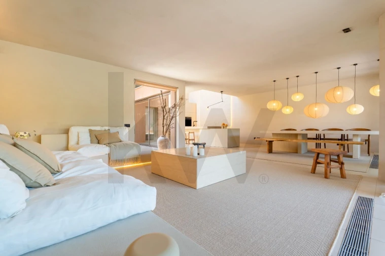 Moradia T4 para Venda em Guia Foto 8