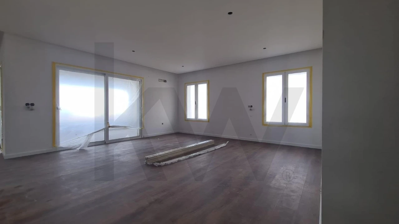 Apartamento T3 para Venda em Marinha Grande Foto 1