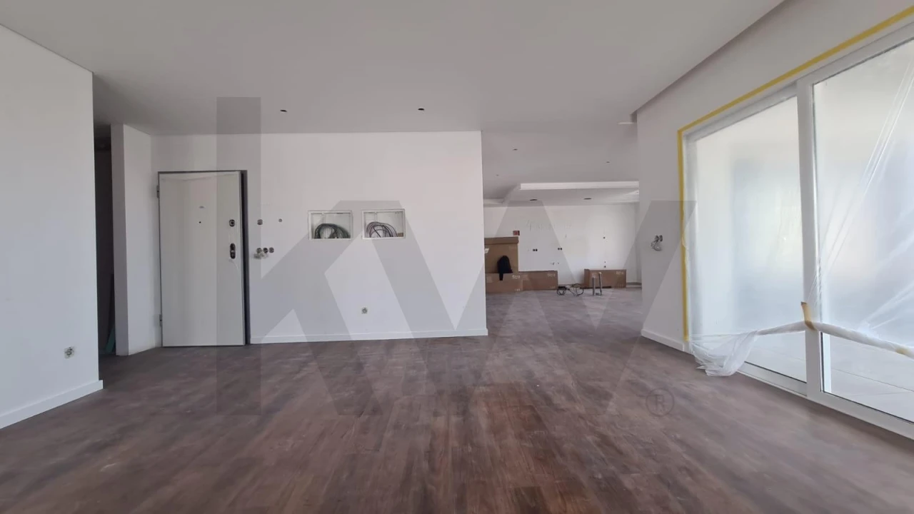 Apartamento T3 para Venda em Marinha Grande Foto 9