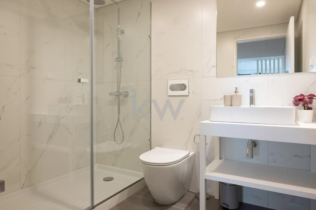 Apartamento T2 para Venda em Cedofeita, Santo Ildefonso, Sé, Miragaia, São Nicolau e Vitória Foto 21