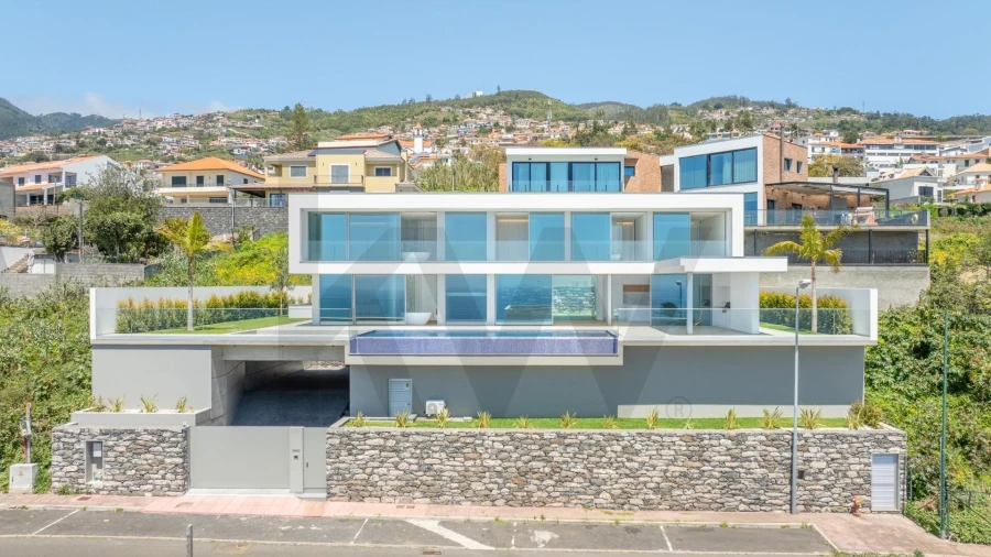 Moradia T4 para Venda em Funchal (Santa Maria Maior) Foto 72