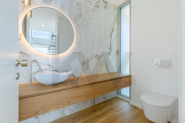 Moradia T4 para Venda em Funchal (Santa Maria Maior) Foto 28