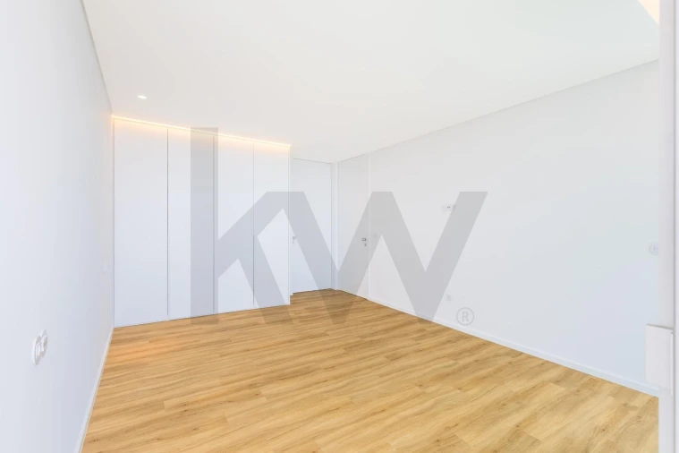 Moradia T4 para Venda em Funchal (Santa Maria Maior) Foto 56