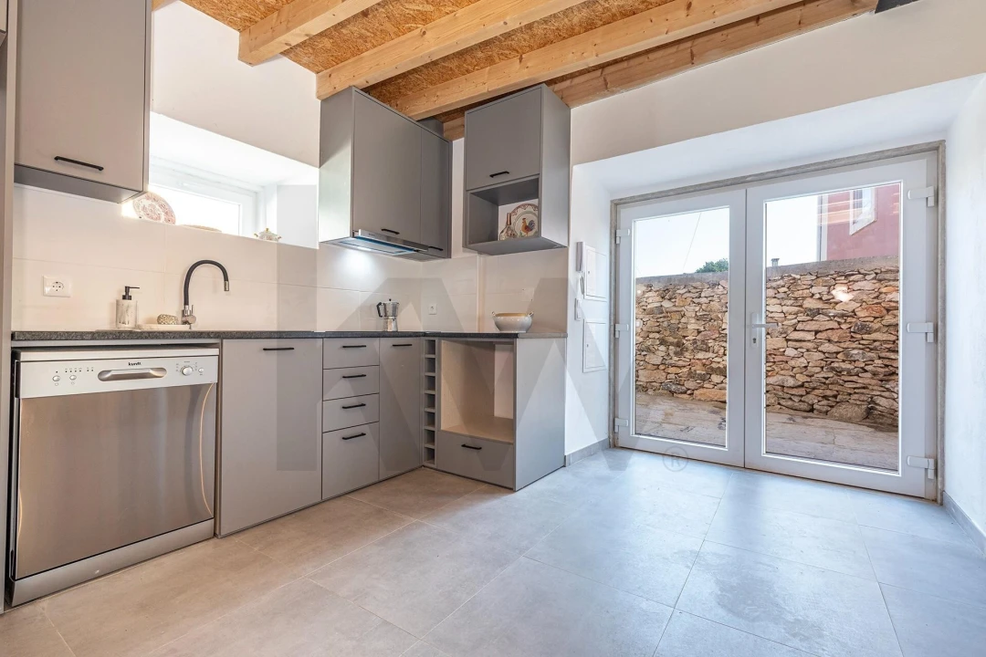 Moradia T2 para Venda em Almargem do Bispo, Pêro Pinheiro e Montelavar Foto 8