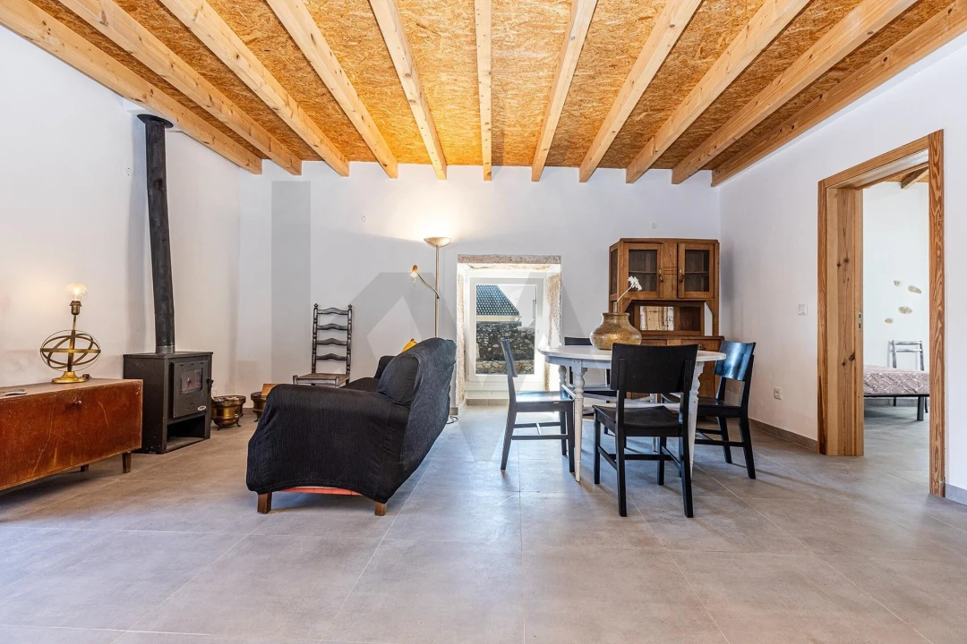 Moradia T2 para Venda em Almargem do Bispo, Pêro Pinheiro e Montelavar Foto 1