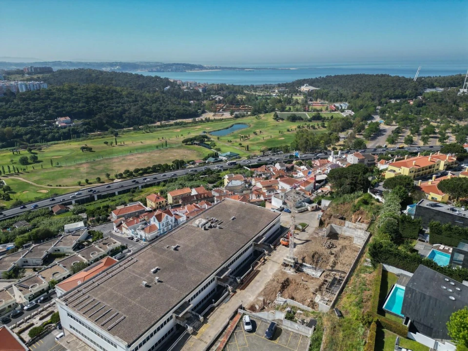 Apartamento T3 para Venda em Carnaxide e Queijas Foto 1