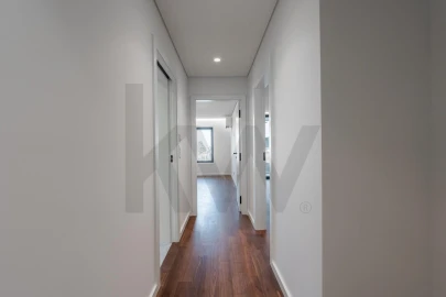 Apartamento T3 para Venda em Mafamude e Vilar do Paraíso
