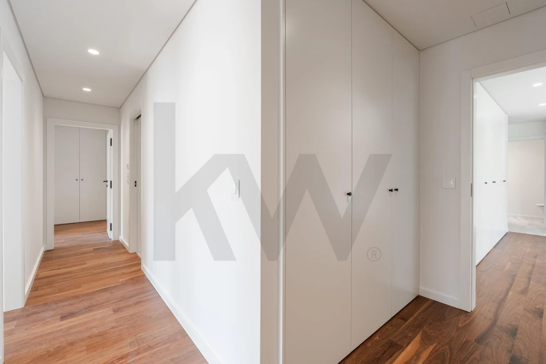 Apartamento T3 para Venda em Mafamude e Vilar do Paraíso Foto 3