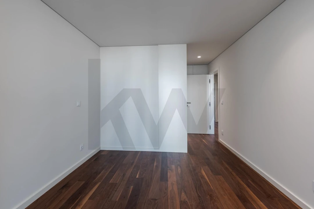 Apartamento T3 para Venda em Mafamude e Vilar do Paraíso Foto 31