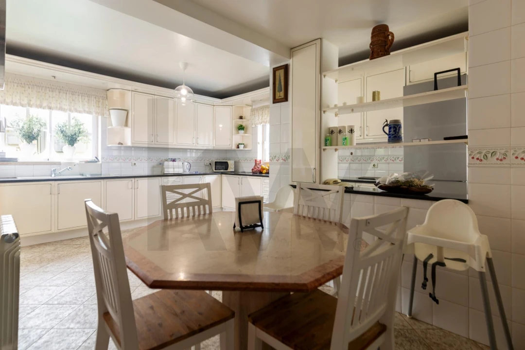 Moradia T5 para Venda em Ericeira Foto 9