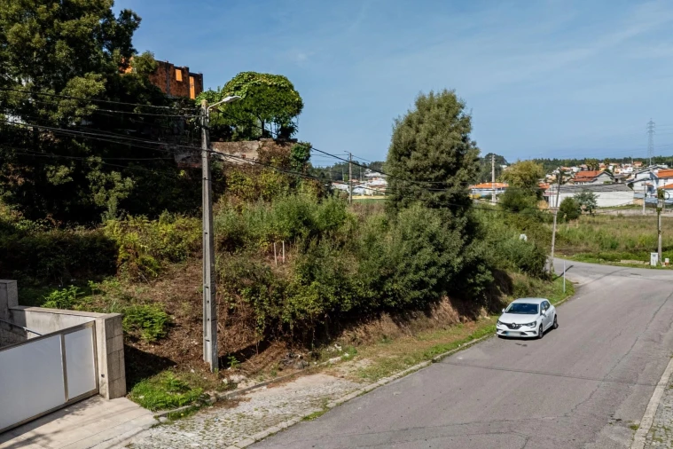 Terreno para Venda em Nogueira da Regedoura