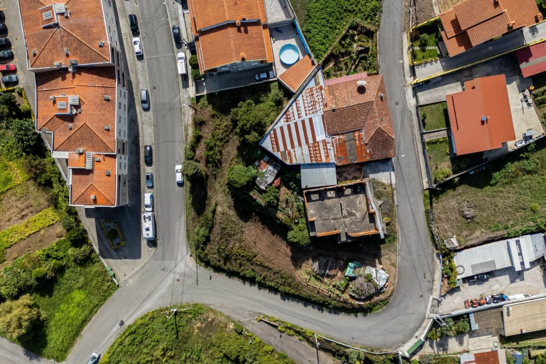 Terreno para Venda em Nogueira da Regedoura Foto 5