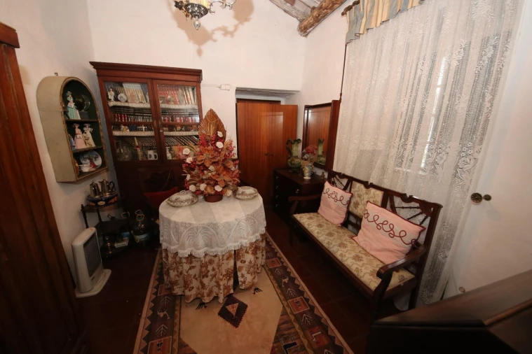 Quinta T6 para Venda em Ribeira de Nisa e Carreiras Foto 13