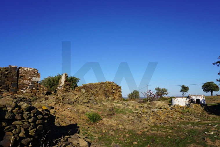 Moradia T3 para Venda em Vila Nova de Cacela Foto 4