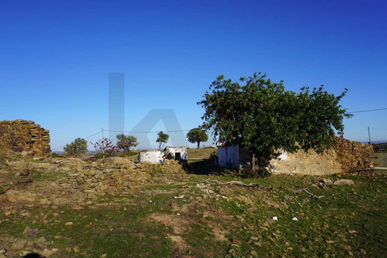 Moradia T3 para Venda em Vila Nova de Cacela Foto 3