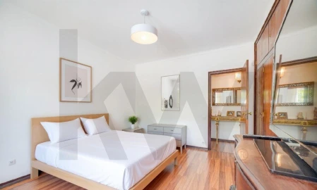 Moradia T6 para Venda em Sesimbra (Castelo)