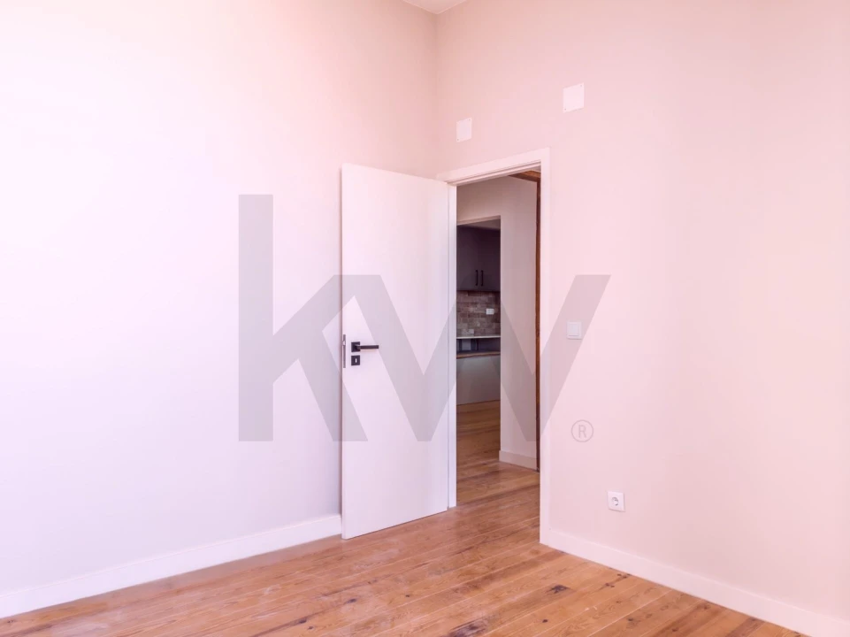 Apartamento T3 para Venda em São Vicente Foto 9